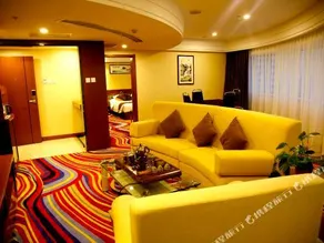 Tomorrow Wuzhou Hotel (Beijing West Railway Station Lize Business District) - Image 4