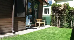 Cozy Cottage with Private Garden, romantic retreat - Image 3
