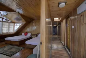Ngawang homestay - Image 3