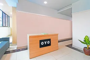 Super OYO 828011 Hotel Dharohar - Image 4