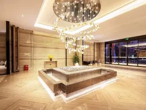 Luckyever Grand Hotel (Danzhou Summer Square) - Image 4
