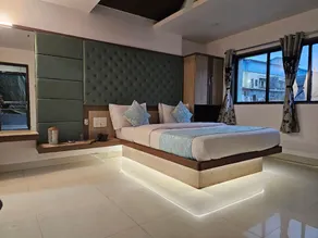 HOTEL SUNRISE - Image 1