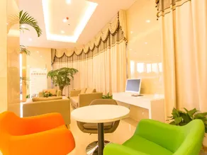 GreenTree Inn Suzhou Wujiang Fenhu Development District - Image 3