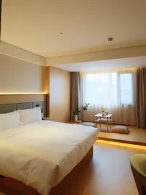 Baodao Exhibition Center Hotel - Image 2