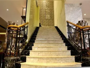 Camellia Hotel - Image 5