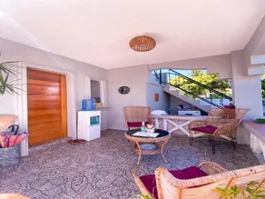 Bella's Guest House - Image 3