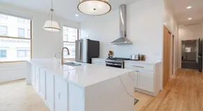 Condo C - Gallery Suites Downtown Marion - Image 5
