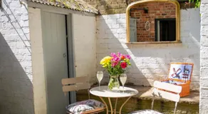 NEW Refurbished Cottage near Alton Towers Sleeps 6 Ashbourne Peak District Derbyshire - Image 4