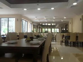 Hotel Sanvit Lake Resort & Spa - Image 5