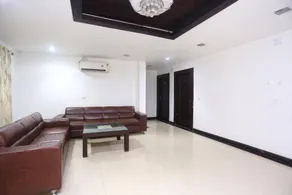OYO Hotel Rajshree - Image 5