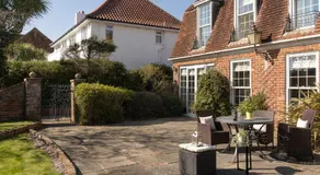 The Sussex Beach House - Image 4