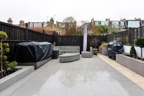 Southfields Hideaway - Image 3