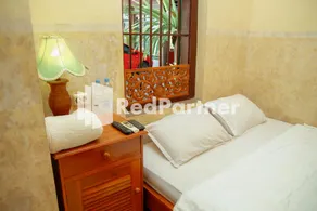Flamboyan Asri Syariah Mitra RedDoorz near Kampung Inggris Pare - Image 2