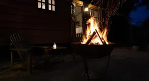Shepherds Hut de lujo con jacuzzi en una zona rural cerca de Bath + Bristol - Image 3