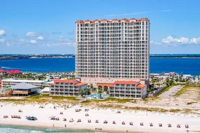 Beach Club 2B - 303B - Image 4