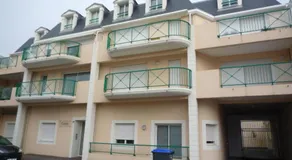 Appartement T2 : grande terrasse équipée, parking, à 200m de la mer et 400m de la plage - FR-1-92-735 - Image 3