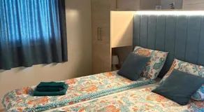 Dora House - Image 2