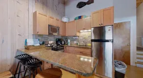 Island Inn - Image 4