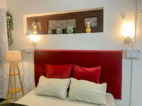 Shani Nilyam, Gamma (γ) Boudoir - Image 2