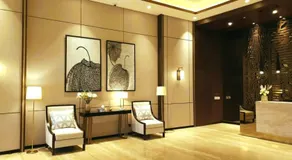 Embarcadero Suite Apartment by Novi Lestari - Image 4