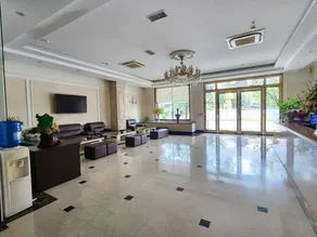 LAVANDER HOTEL - Image 4