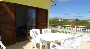 Apartments Mison - Image 5
