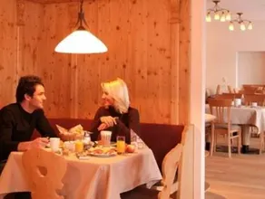 Hotel Röck Garni - Image 2