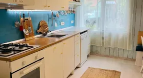 Casa Enjoy the Ride Aproape de autostradă și totuși în mijlocul naturii, loc deosebit de liniștit cu parcare privată gratuită - Image 5