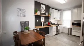 Hoboken 15 Min Train to Manhattan Full Kitchen - Image 3