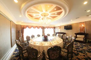 Xin Du Hotel - Image 2