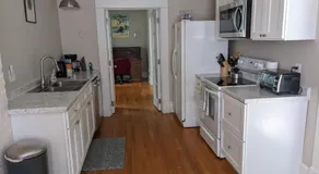 Luxurious 1BR in Grand Old Home - Image 5
