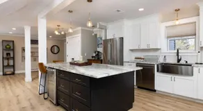 Lakefront Luxury at Stony Pointe - Image 3