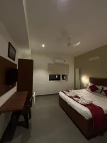 Hotel Ivory Towers - Image 2