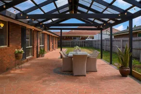 Family Oasis near Watergardens Parking - Image 5