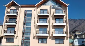Emroz Kings Resort - Image 5