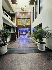 Hotel Park Plaza - Image 3