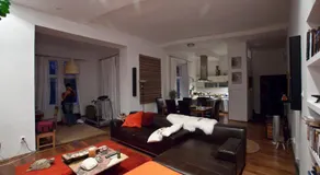 Modern house in central with pool - Image 2