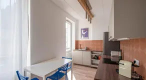 Apartment in the heart of Marseille well located - Image 4