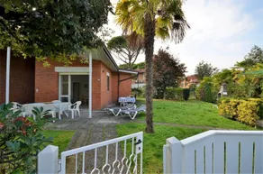 Take a break in our gorgeous villa with private garden by Beahost Rentals - Image 5
