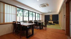 Bird Hostel - Image 5