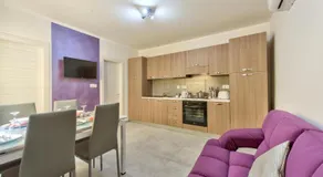 Central Suites - Image 5
