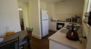Annies Garden Cottage - Image 3