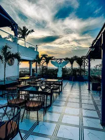 Souvenir Peppermint Hotel - Image 4