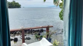 bungalow vue lagon 180 degré, la maison bleue - Image 3