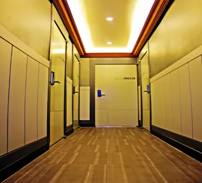 Inn Hotel - Image 3