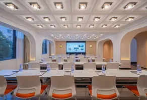 Anman Flower Room Hotel (Kunming Railway Station) - Image 5