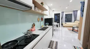 Premium Studio Retreat - Image 5