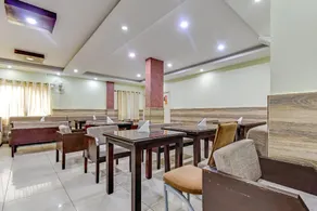 Hotel Sai Crystal - Image 3