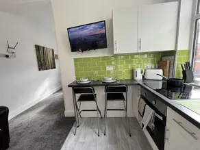 Modern 1 bed studios for comfy stay in Preston - Image 3