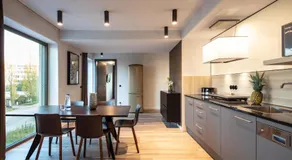 Golden Ball, Exclusive Serviced Apartments Munich - Image 3